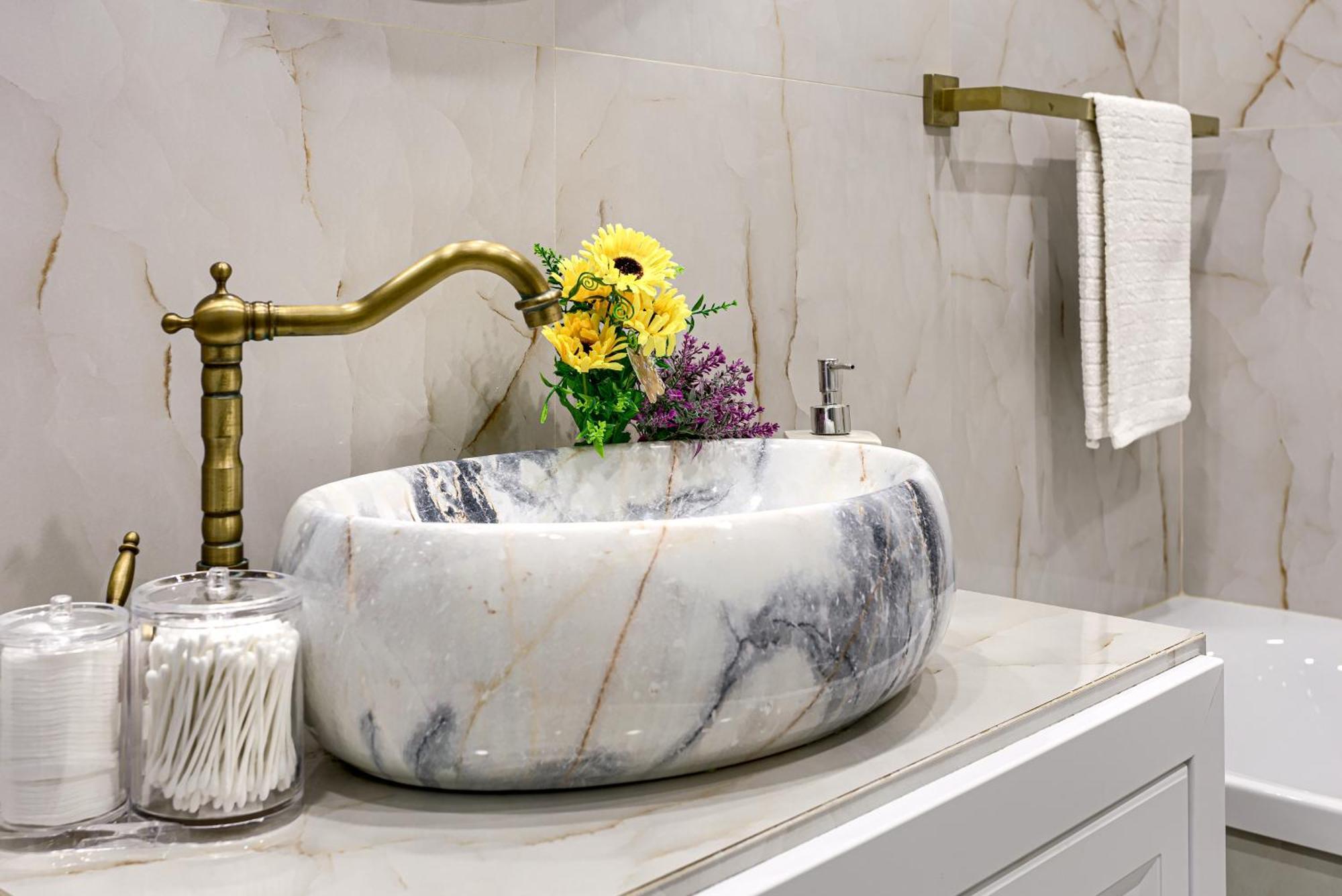 Sika Luxury Apartment Arad Esterno foto