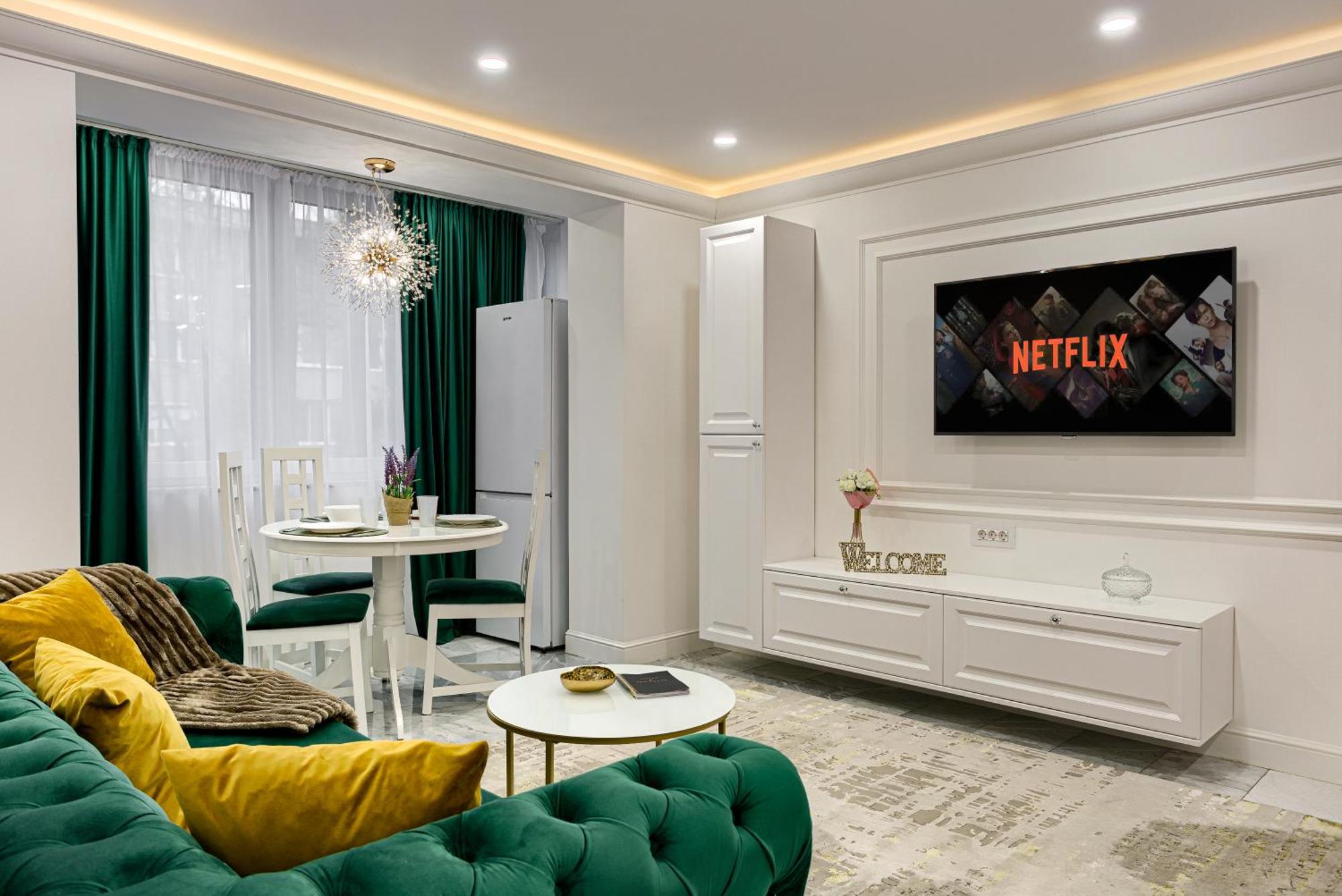 Sika Luxury Apartment Arad Esterno foto