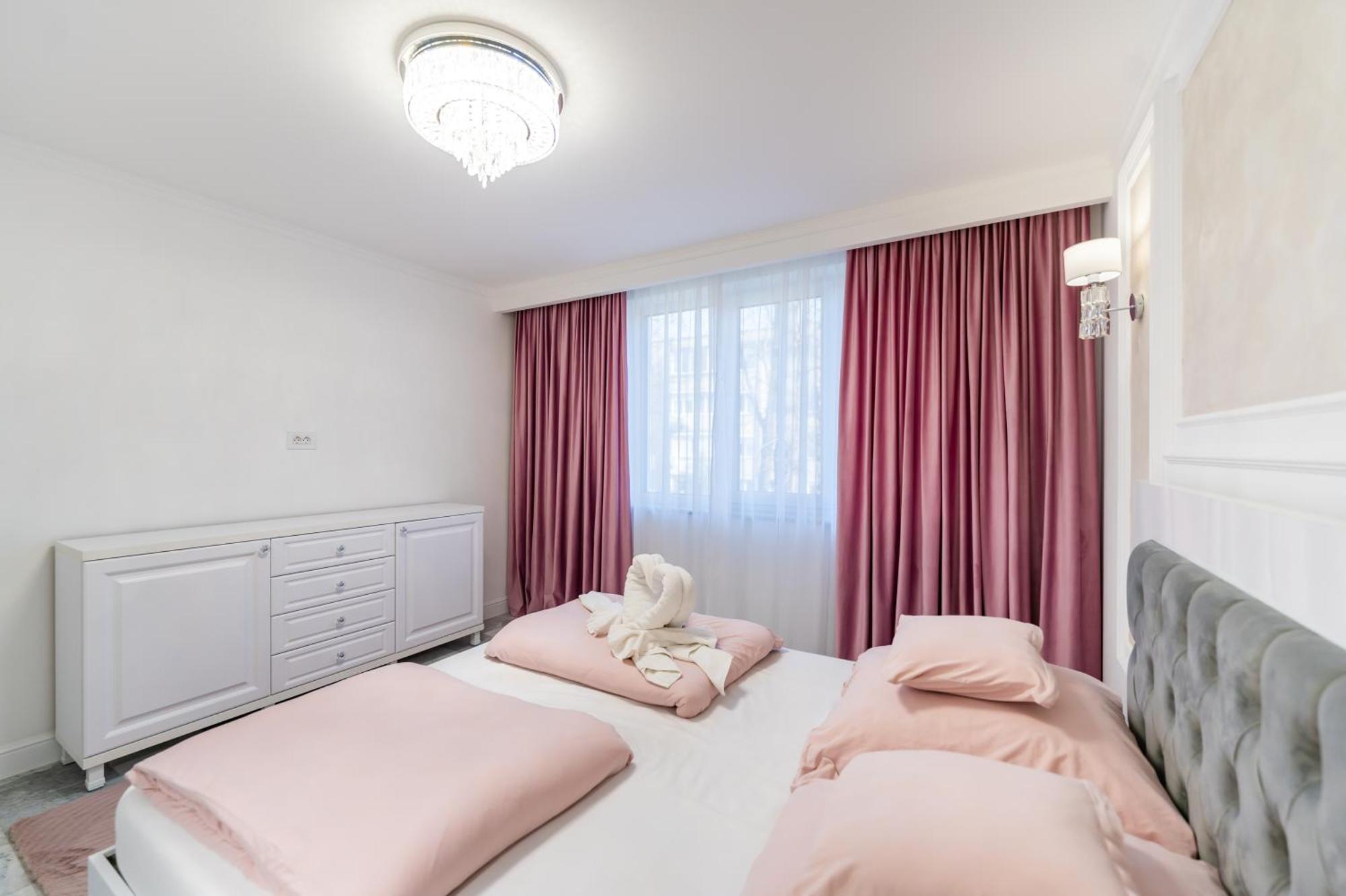 Sika Luxury Apartment Arad Esterno foto